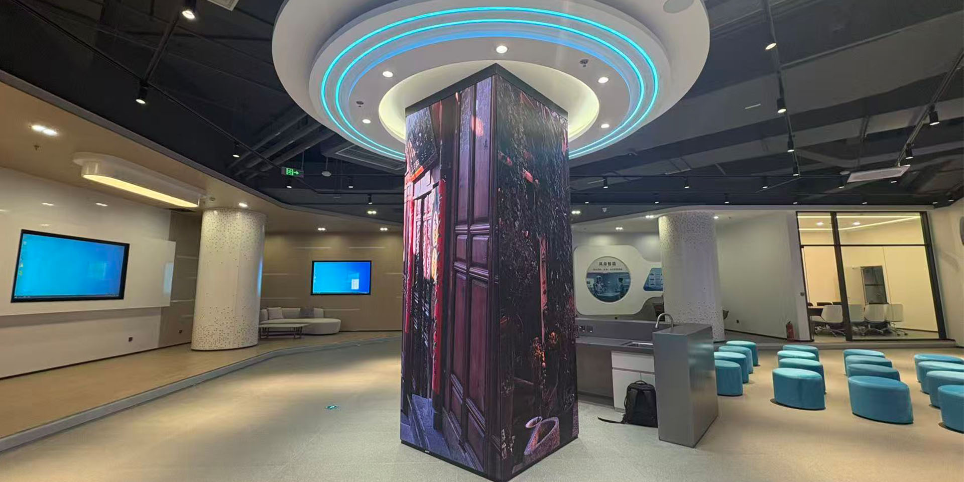 Multi-Style LED Display Integrated Solution for Jinbo Exhibition Hall, Beijing